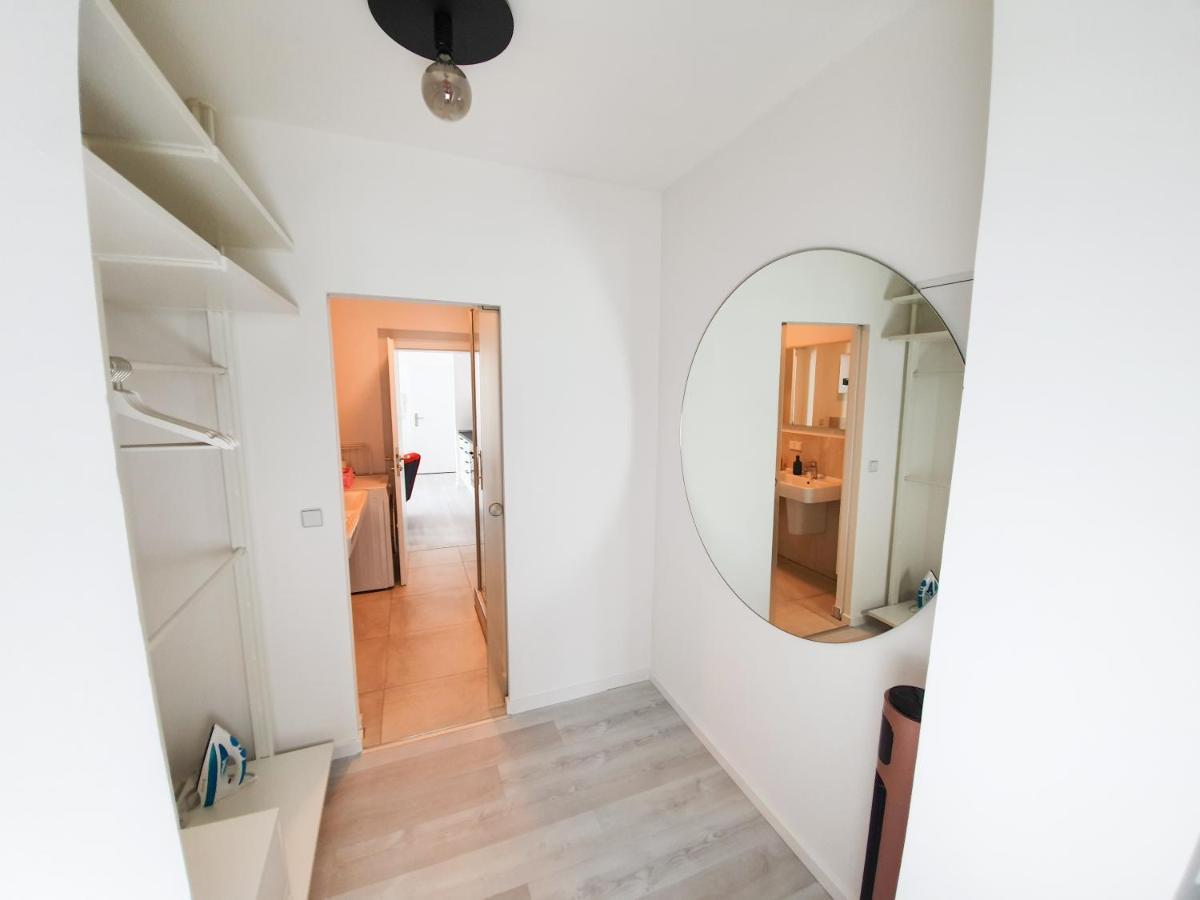 Pb Ferienwohnungen - Fewo 6 - Stilvoll Eingerichtetes Apartment Im Herzen Senftenbergs Exterior foto